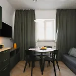 Solny Square Aparthotel